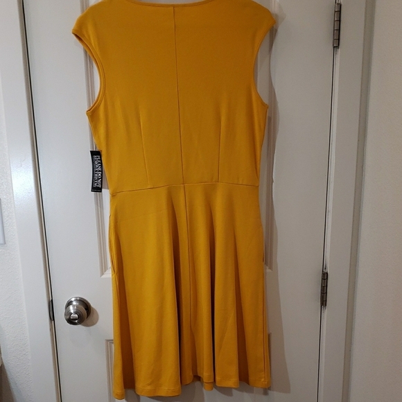 Yellow V-Neck Women's Dress - Picture 5 of 5
